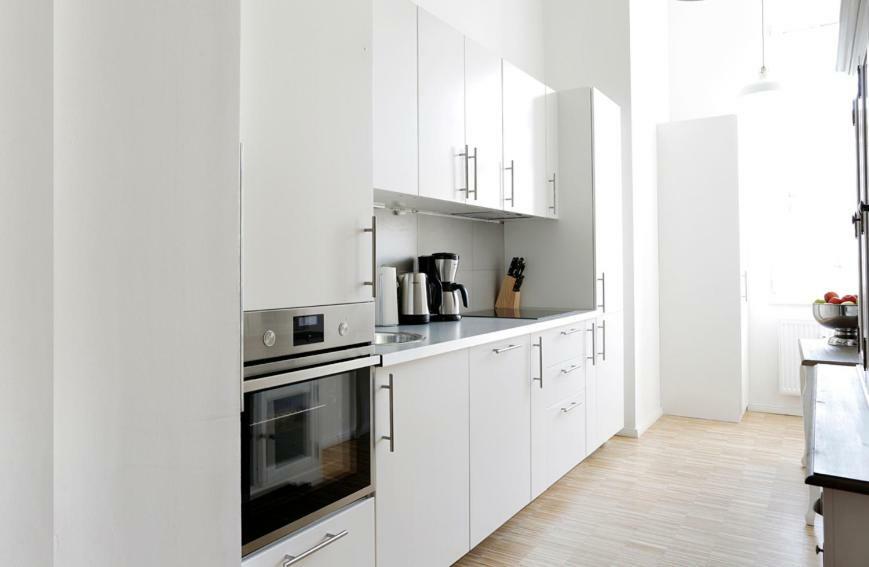Appartamento Sc 04 By Rockchair L Superhost Status L 4 Bedrooms Boxspringbeds 2 Bathrooms Balcony Elevator - Cozy Family & Business Flair Welcomes You!